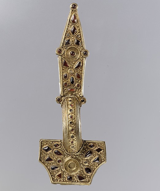 Lot 10: Cartier